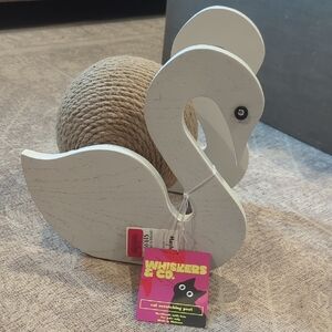 Whiskers & Co. Swan Cat Scratching Post - White & Natural Spinning Ball For Cats